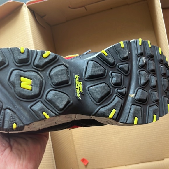 I am looking to sell my bike newbalances wrong size - Picture 5 of 7